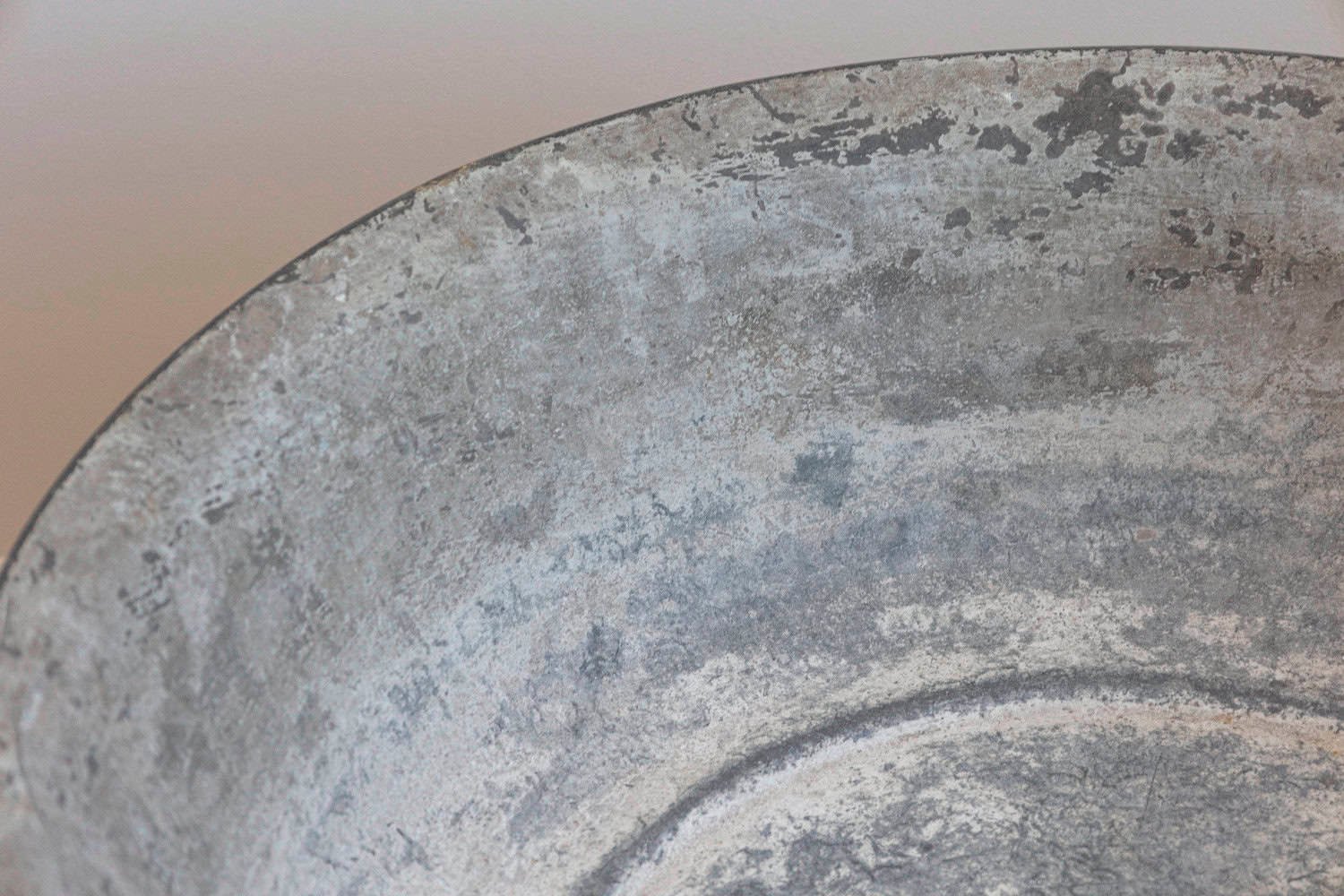 19th Century English Pine and Faux Bamboo Drum Table with Inner Metal Basin - JAA