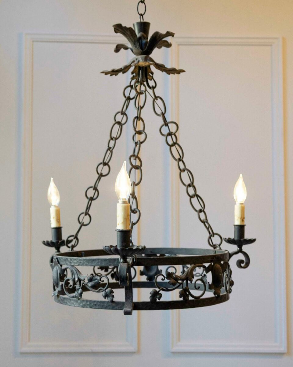 20th-Century French Wrought Iron Chandelier with Foliate Crown - JAA