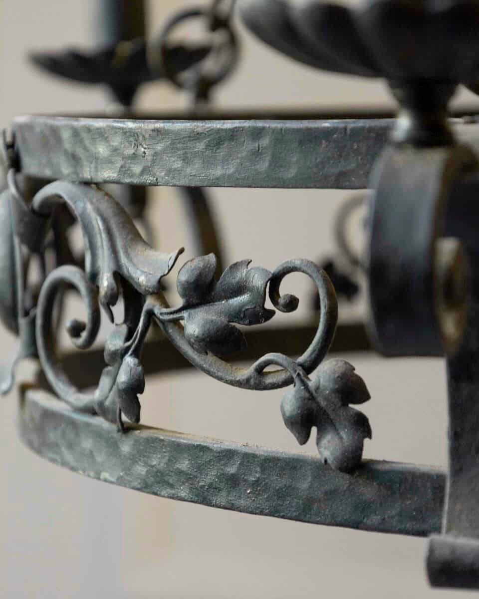 20th-Century French Wrought Iron Chandelier with Foliate Crown - JAA