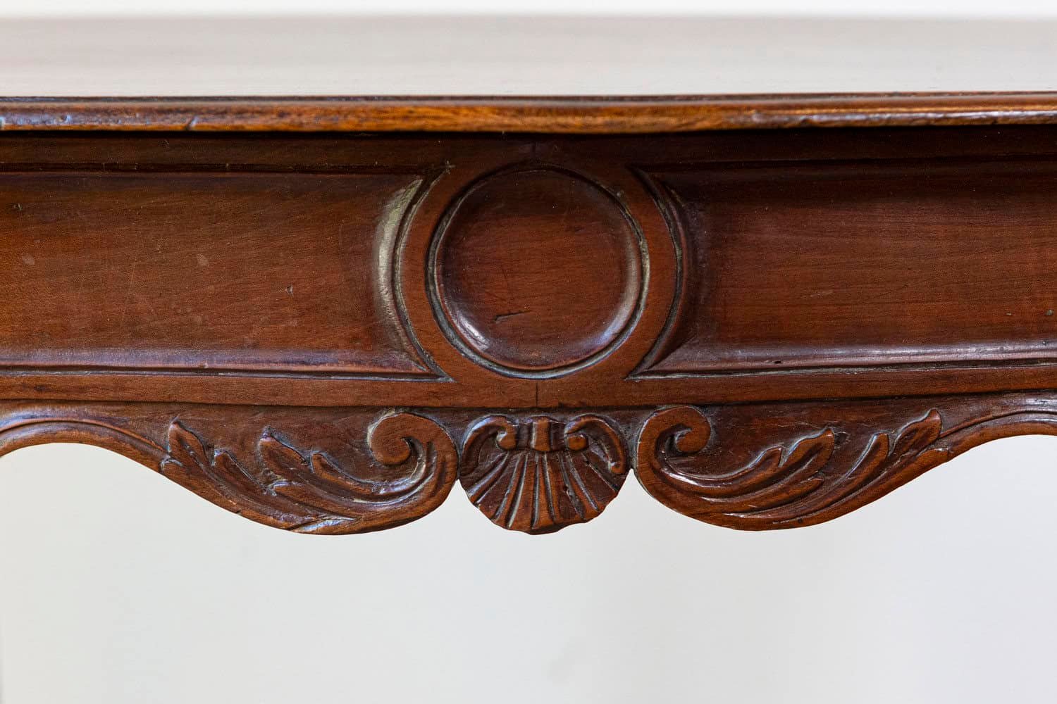 French 1790s Walnut Side Table with Side Drawer, Curving Legs and Carved Apron - JAA