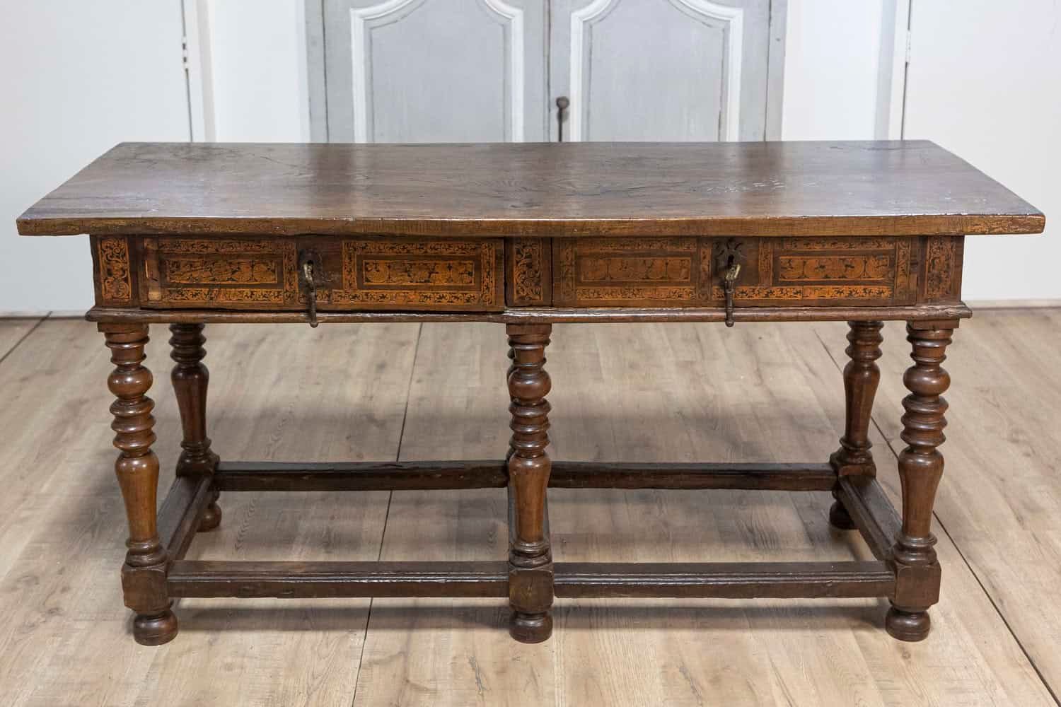 Italian Baroque Period Walnut and Ash 1690s Refectory Table with Turned Legs - JAA