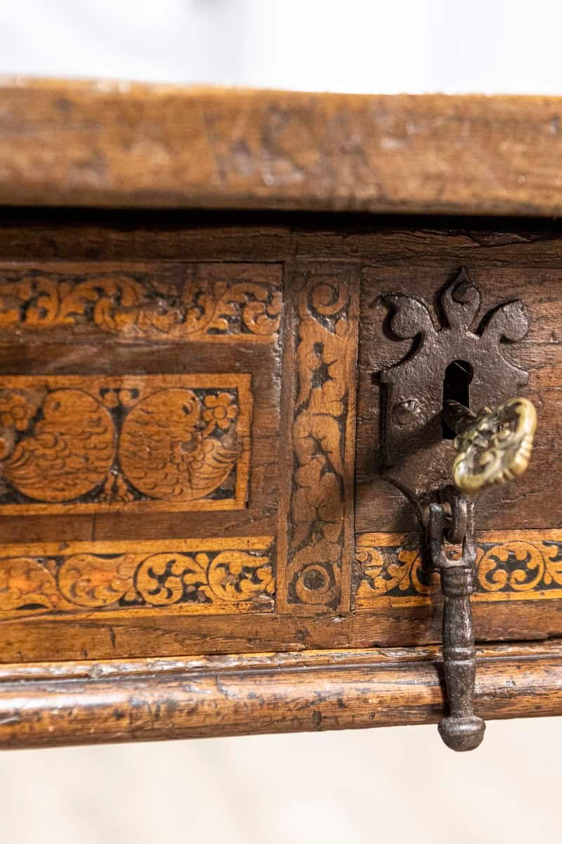 Italian Baroque Period Walnut and Ash 1690s Refectory Table with Turned Legs - JAA