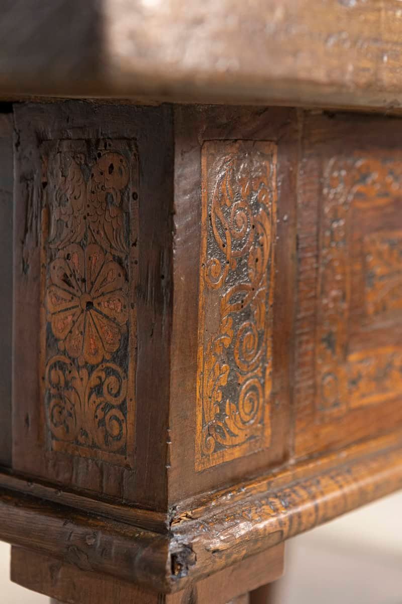 Italian Baroque Period Walnut and Ash 1690s Refectory Table with Turned Legs - JAA