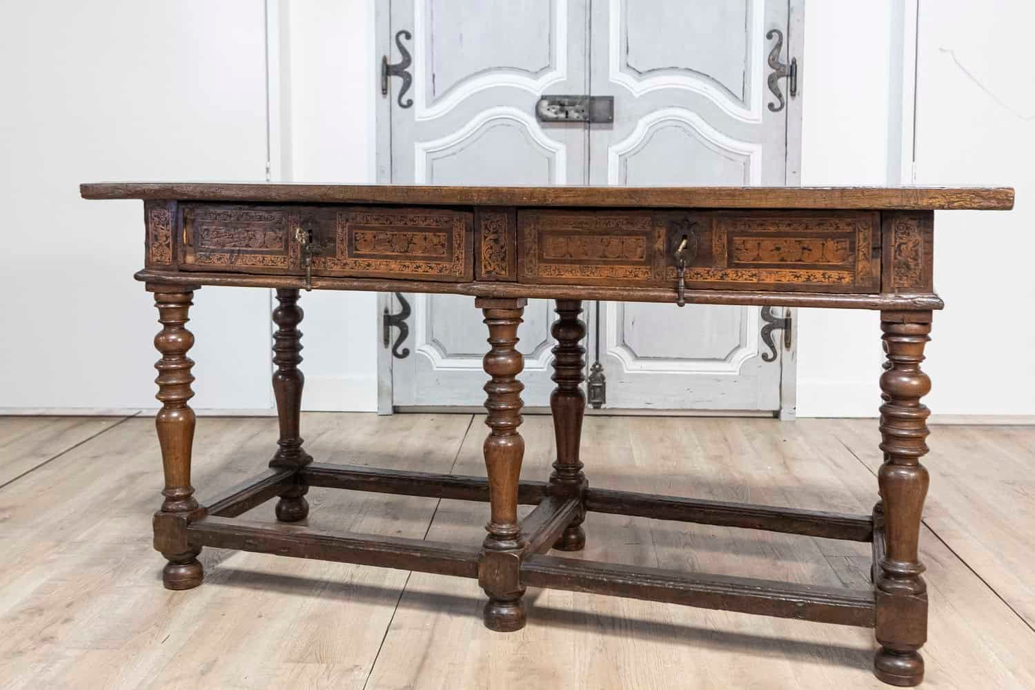 Italian Baroque Period Walnut and Ash 1690s Refectory Table with Turned Legs - JAA
