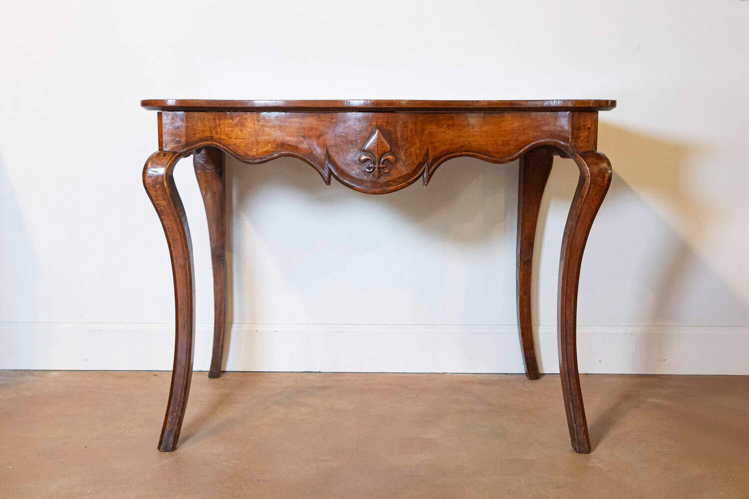 French 18th Century Louis XV Period Provençale Console Table with Fleur-de-Lys - JAA