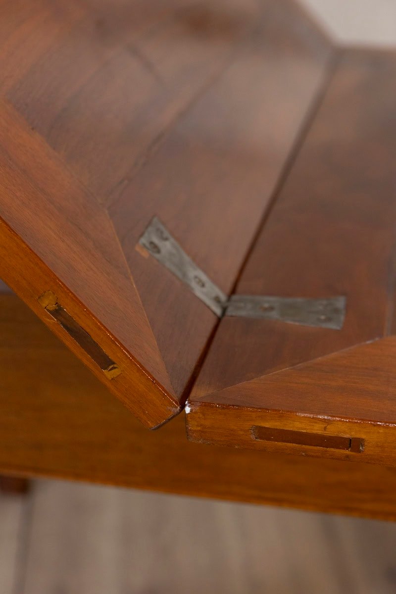 Italian Early 19th Century Walnut Folding Table with Tapered Legs - JAA