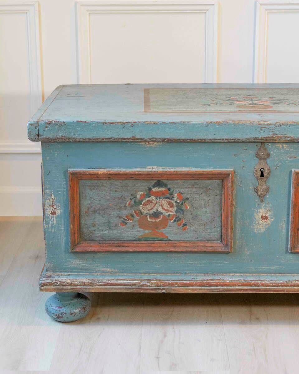 Alpine Early 19th Century Blue-Painted Fir Chest with Floral Vase Panels and Bun Feet - JAA