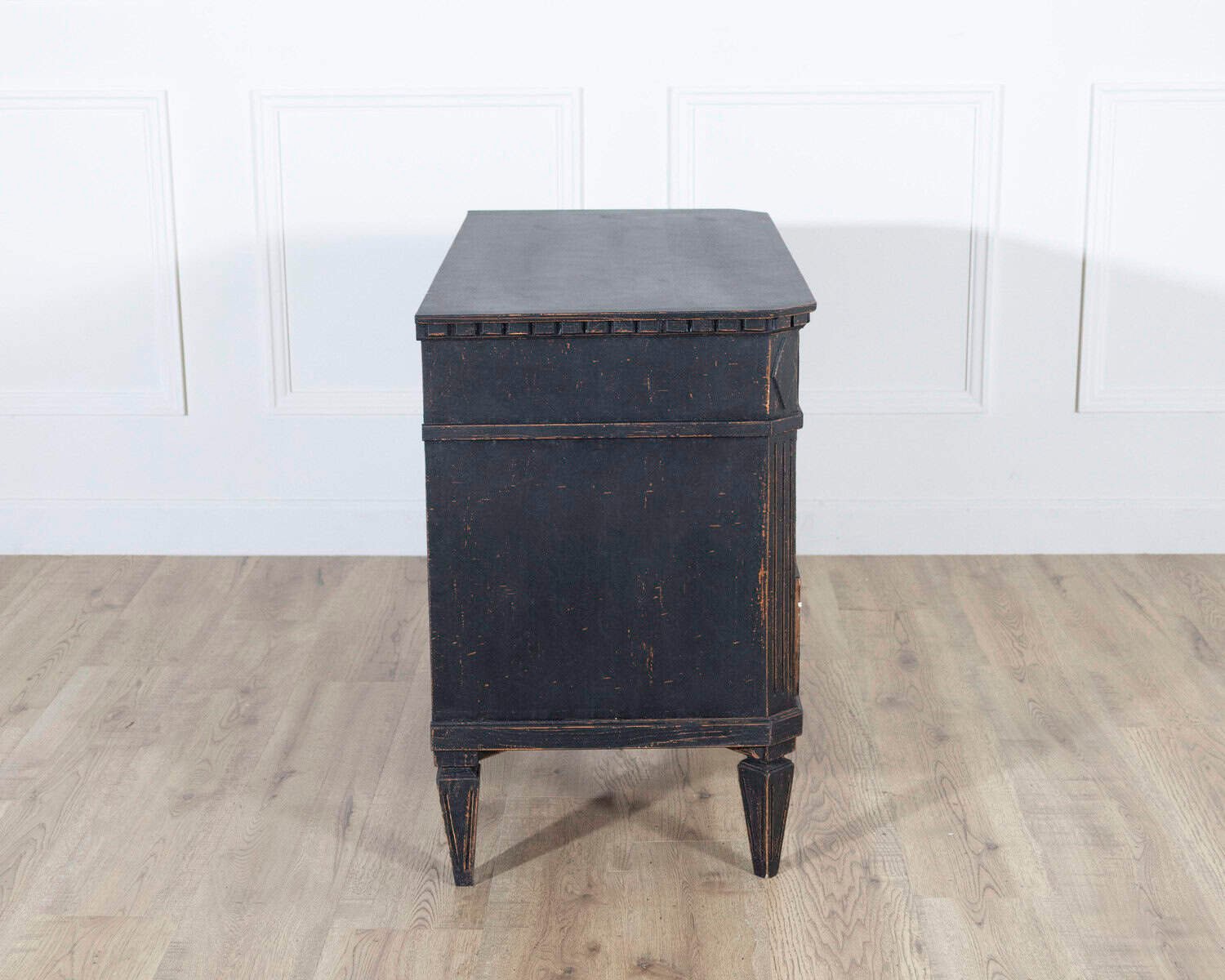 Swedish 20th Century Black-Painted Commodes with Brass Hardware, Pair - JAA