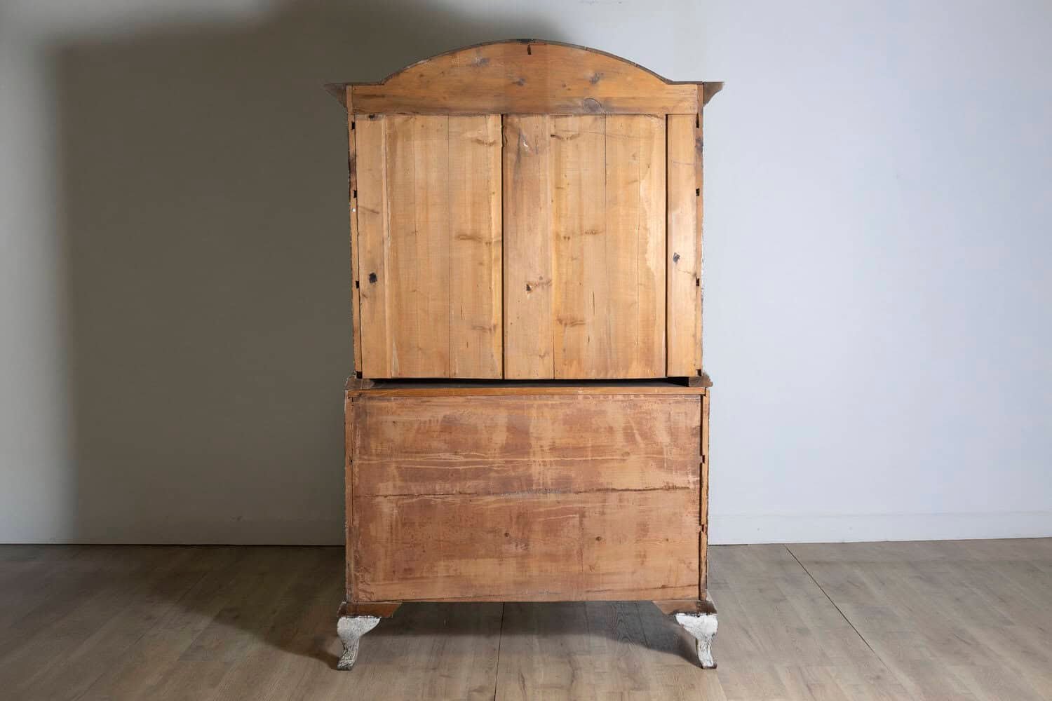 Swedish Rococo Style 19th Century Painted Vitrine with Glass Doors and Drawers - JAA