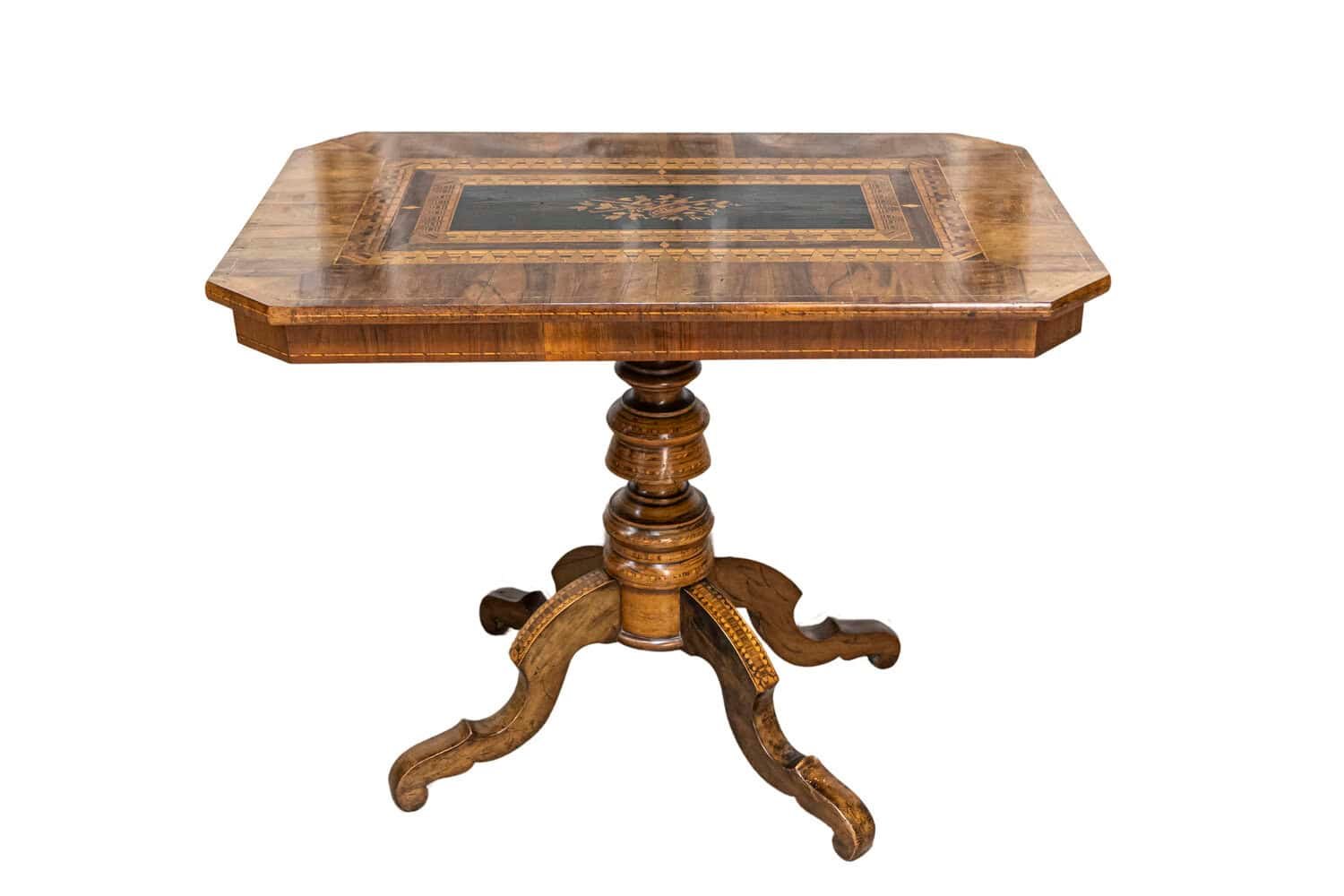 Italian 19th Century Walnut and Mahogany Center Table with Floral Marquetry - JAA