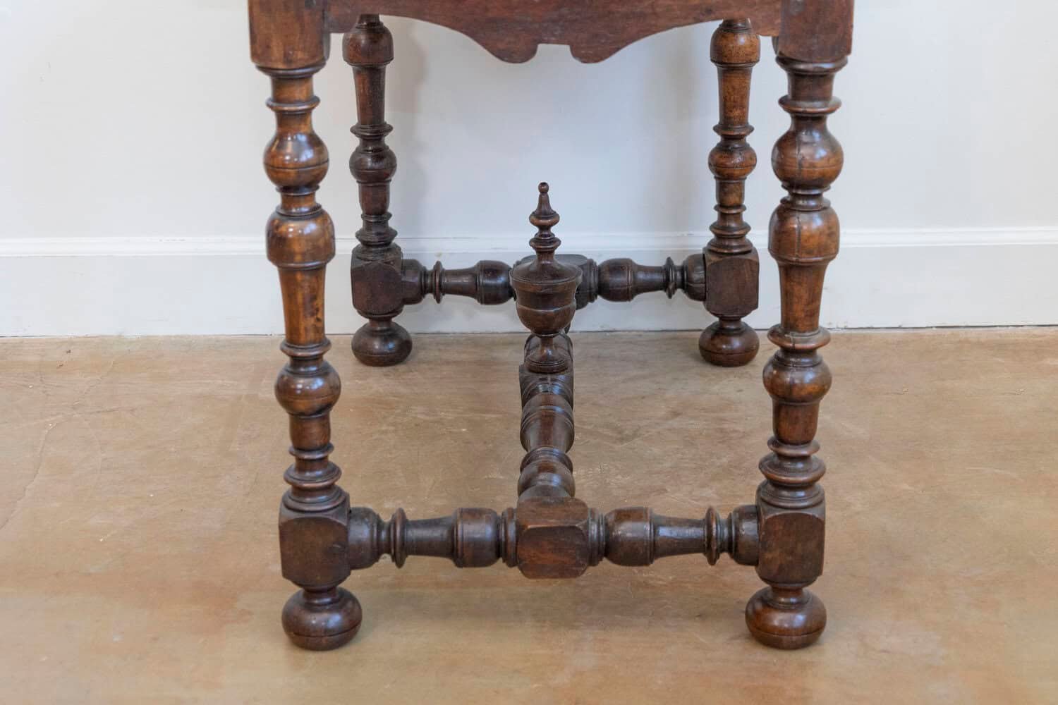 French Louis XIII Period Walnut Side Table with Baluster Legs and Carved Finial - JAA
