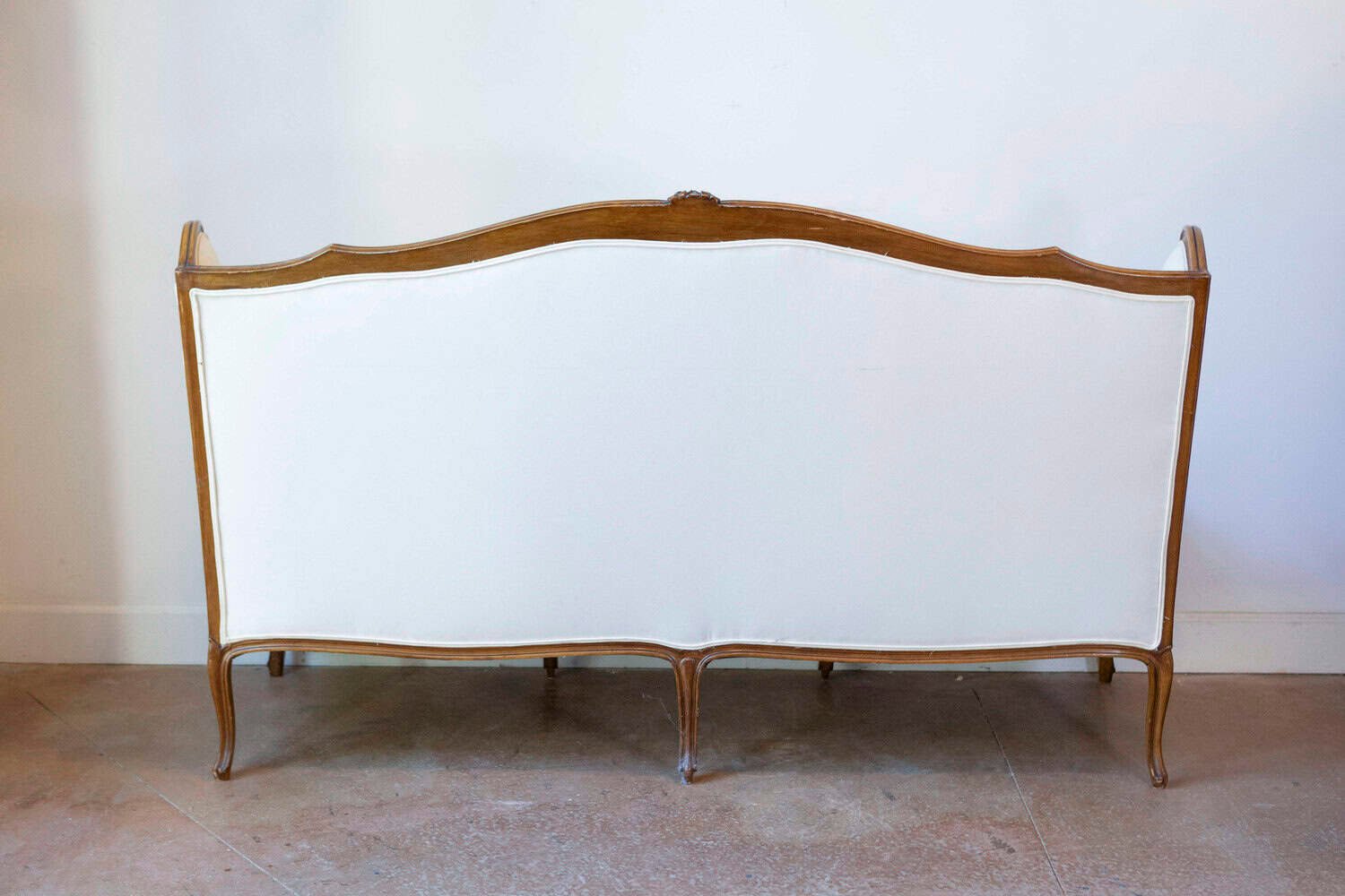 French, 19th Century Louis XV Style Wooden Three-Seat Canapé à Oreilles - JAA