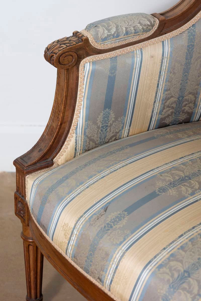 19th Century French Duchesse Brisse - JAA