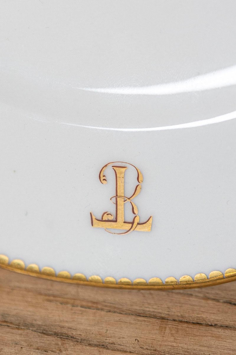 English 20th Century Porcelain Compote with Pink Flowers, Purple Ribbons and Gilt Trim - JAA