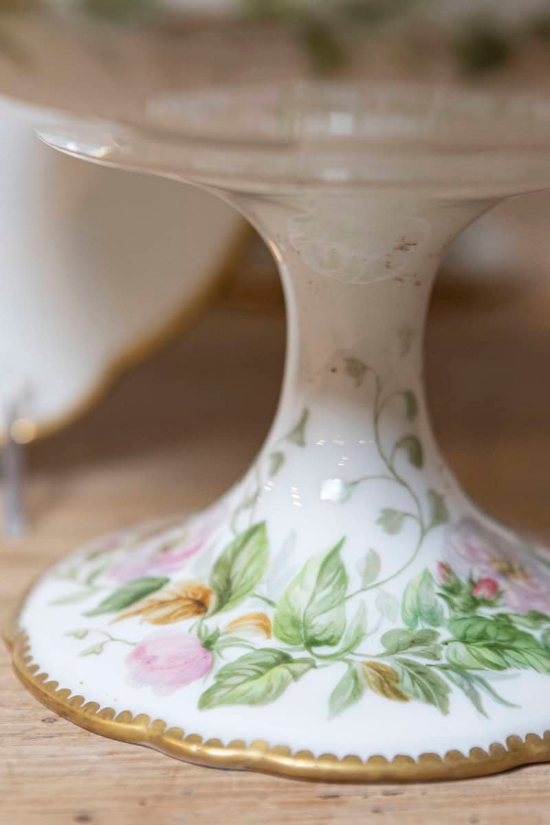 English 20th Century Porcelain Compote with Pink Flowers, Purple Ribbons and Gilt Trim - JAA