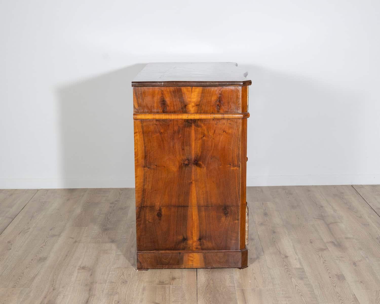 Pair of 18th Century Italian Walnut Commodes with Serpentine Fronts - JAA