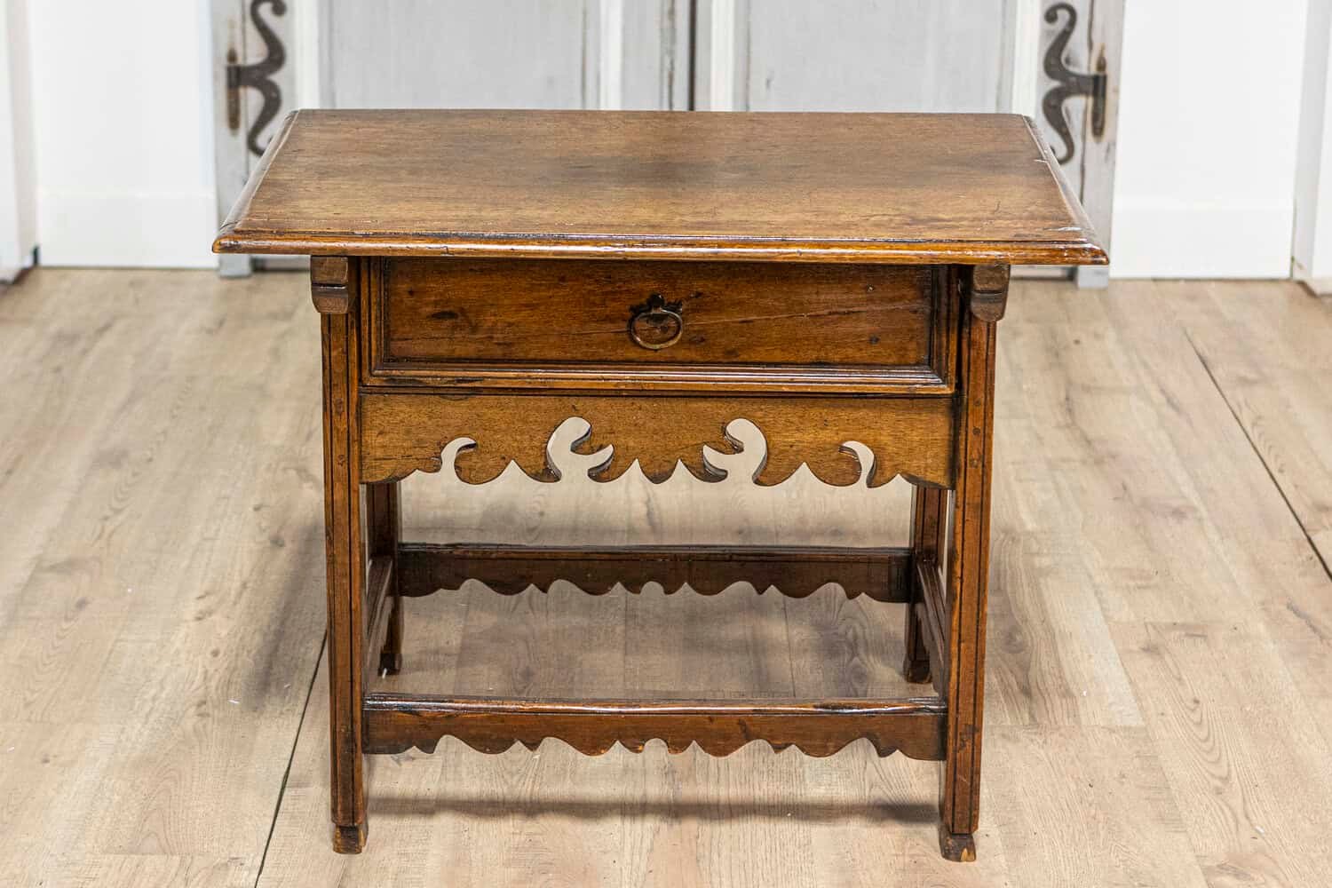 Italian 18th Century Walnut Side Table with Carved Apron and Single Drawer - JAA