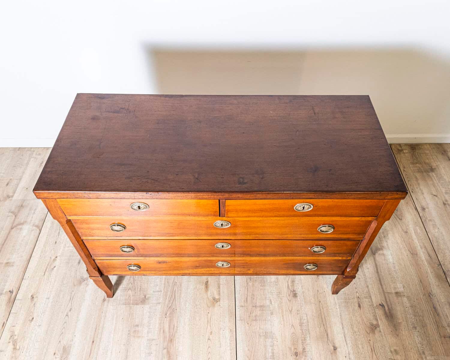 Antique Directoire period chest of drawers in walnut - Italy 18th century - JAA