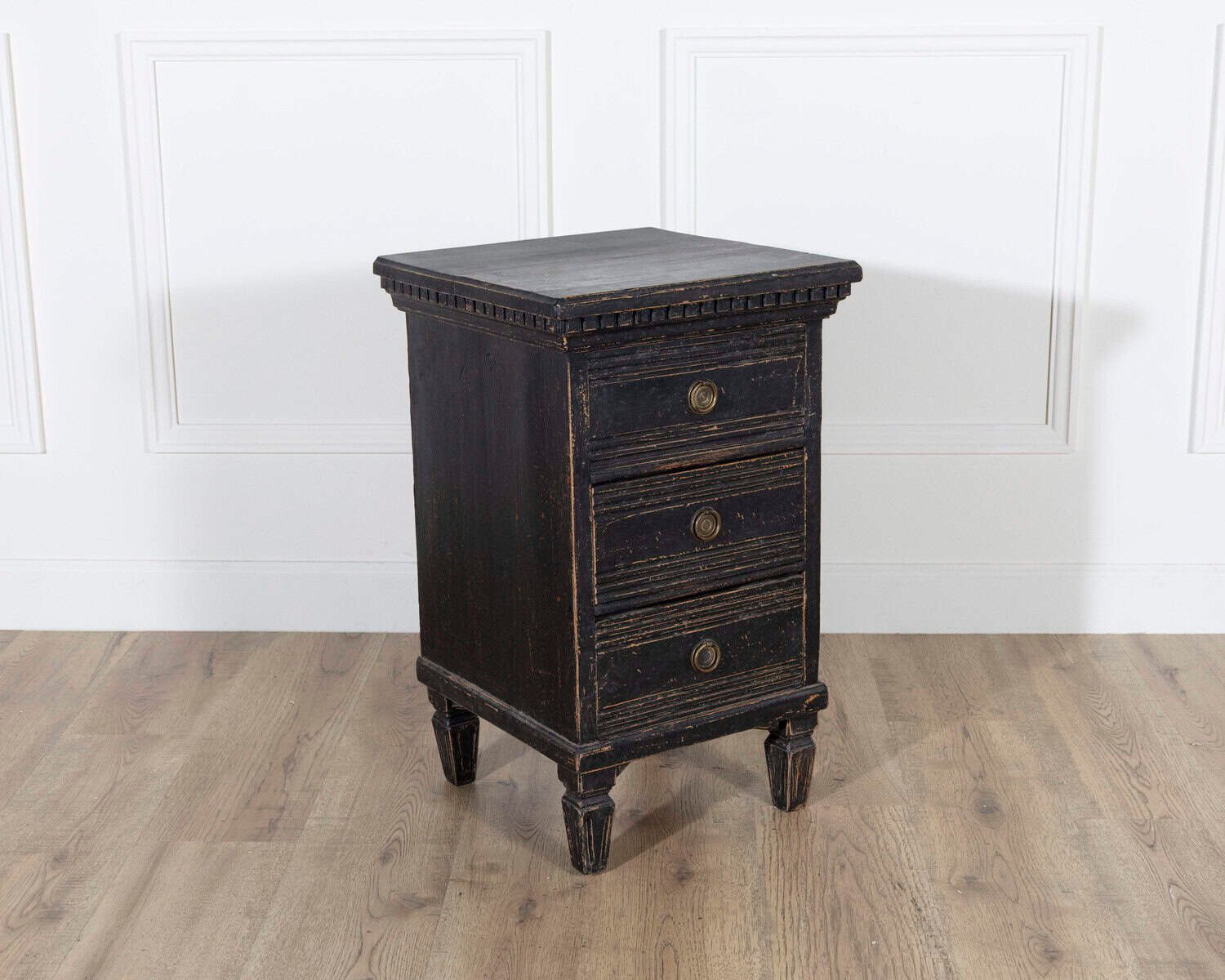 Pair of Scandinavian Black-Painted Bedside Tables with Brass Hardware, 20th Century - JAA