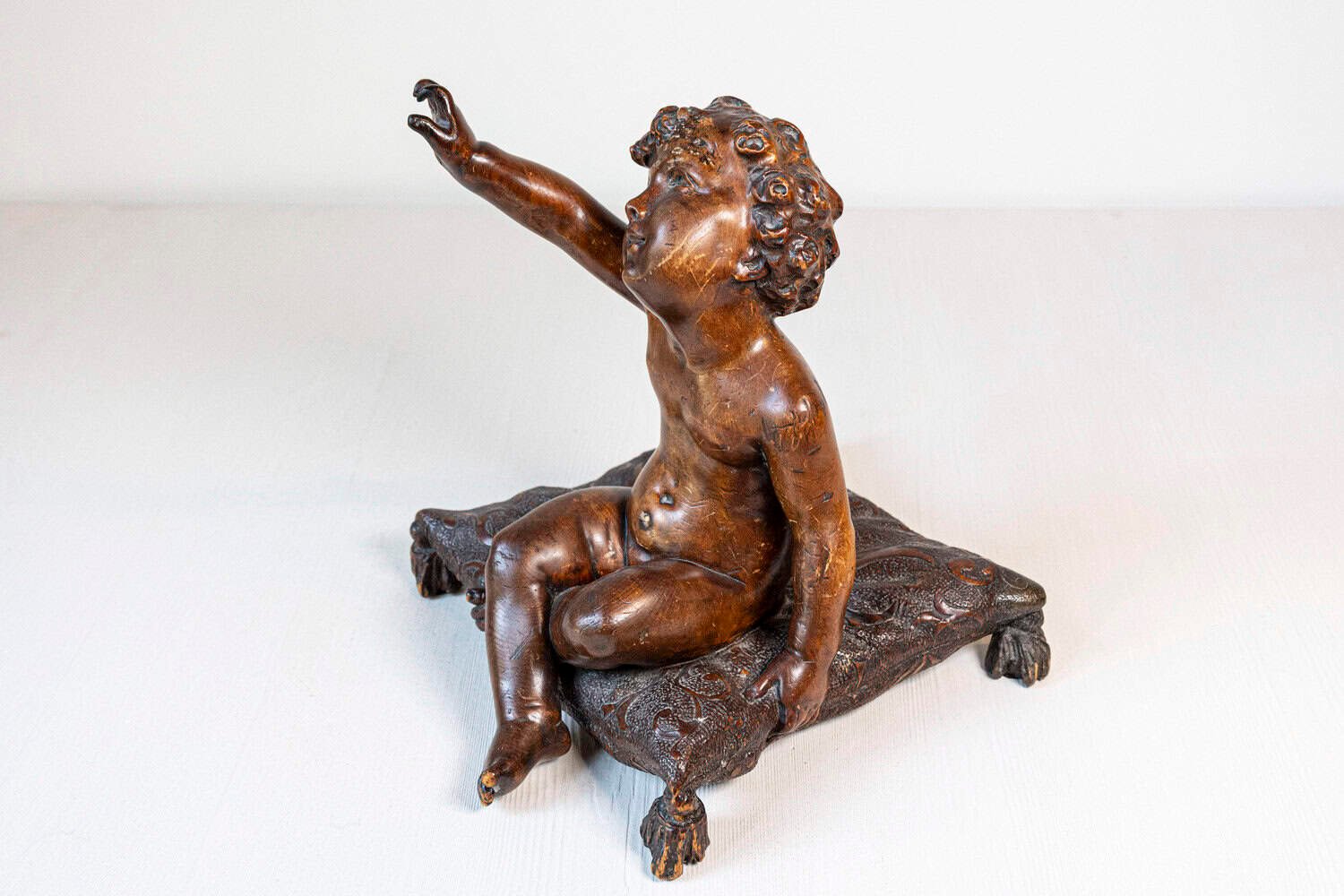 French 1780s Baroque Style Walnut Sculpture of a Putto Sitting on a Pillow - JAA
