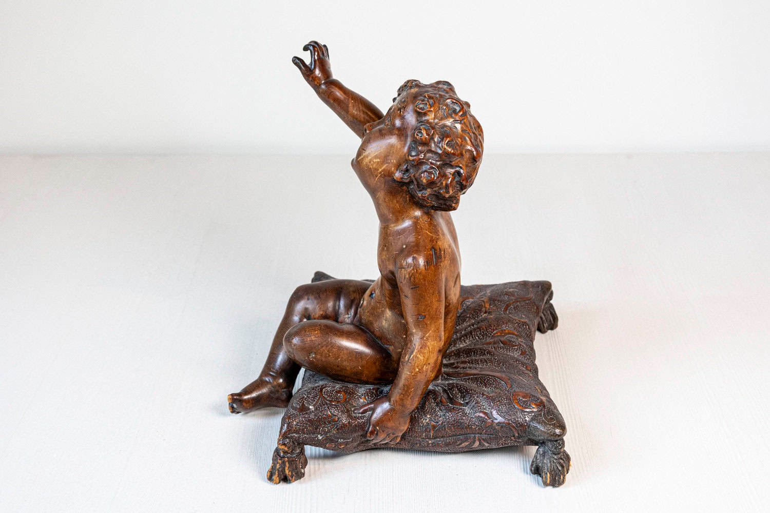 French 1780s Baroque Style Walnut Sculpture of a Putto Sitting on a Pillow - JAA