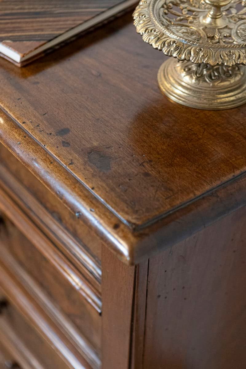 Italian 1840s Bedside Chest with Four Drawers, Burl Panels and Bracket Feet - JAA