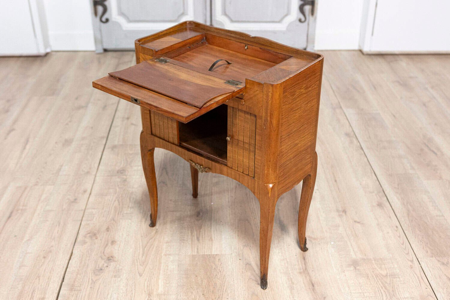 20th Century French Writing Table - JAA