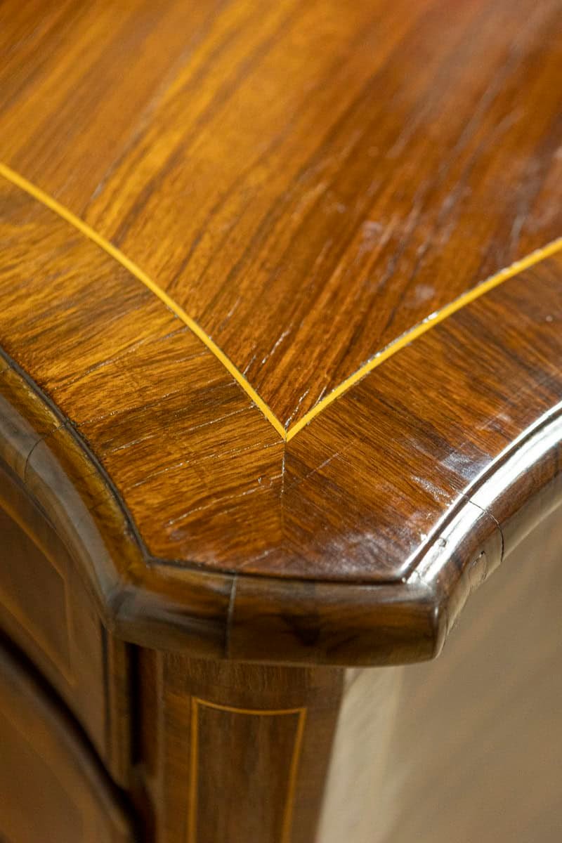 Tuscan 1890s Walnut and Mahogany Four-Drawer Commode with Banding Inlay - JAA