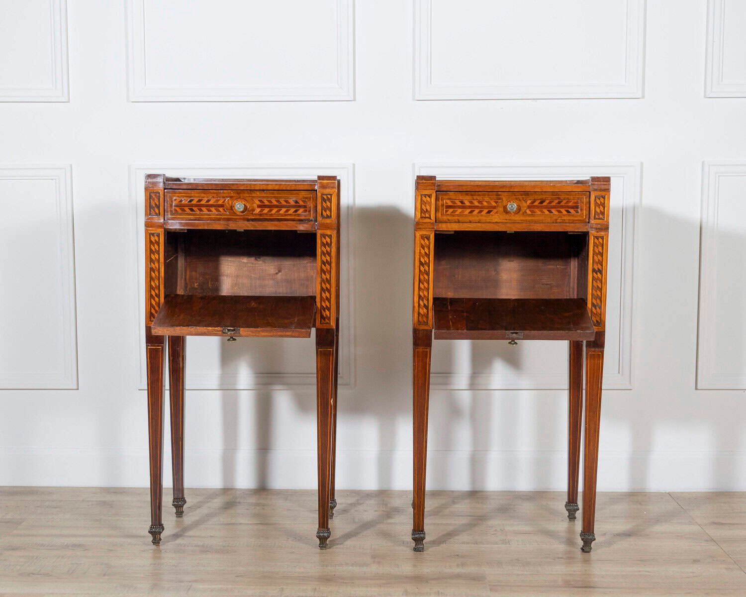 Italian 18th Century Neoclassical Inlaid and Veneered Bedside Tables - JAA