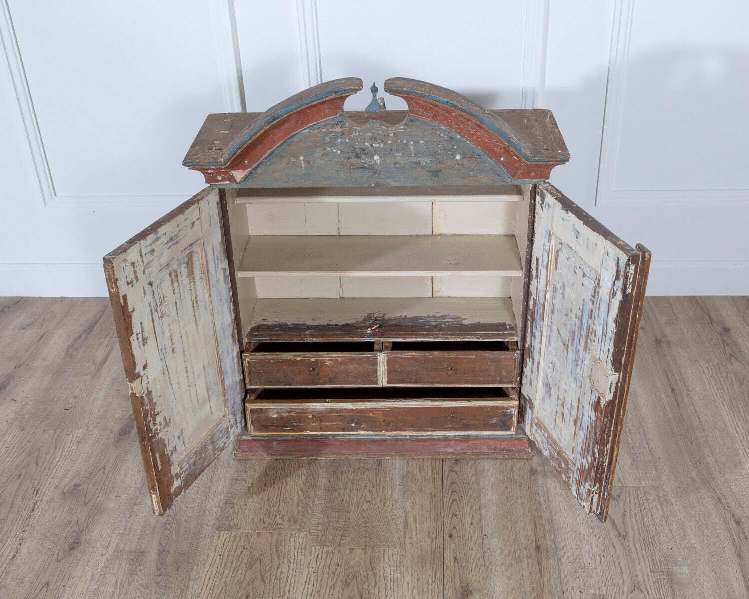 Early 19th Century Swedish Painted Wall Cabinet in Larch, Dated 1818 - JAA
