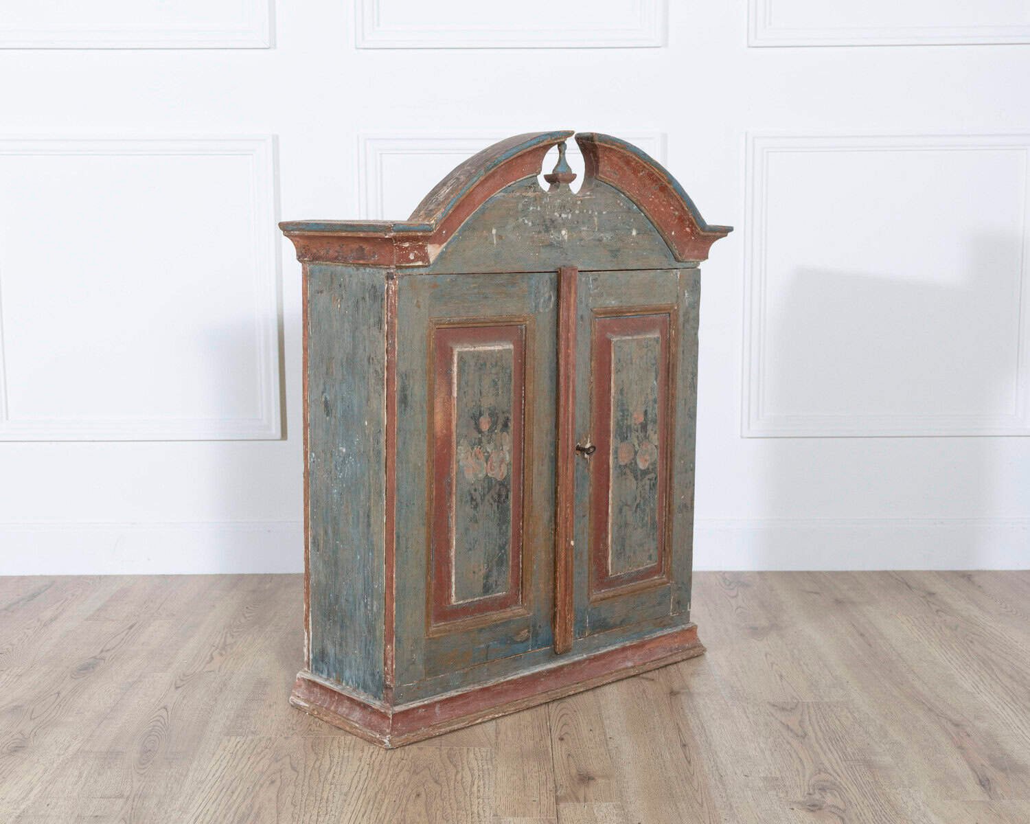 Early 19th Century Swedish Painted Wall Cabinet in Larch, Dated 1818 - JAA