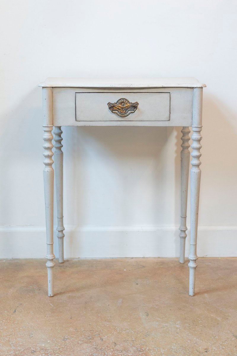 Swedish Painted Side Table with Single Drawer, Turned Legs and Serpentine Front - JAA