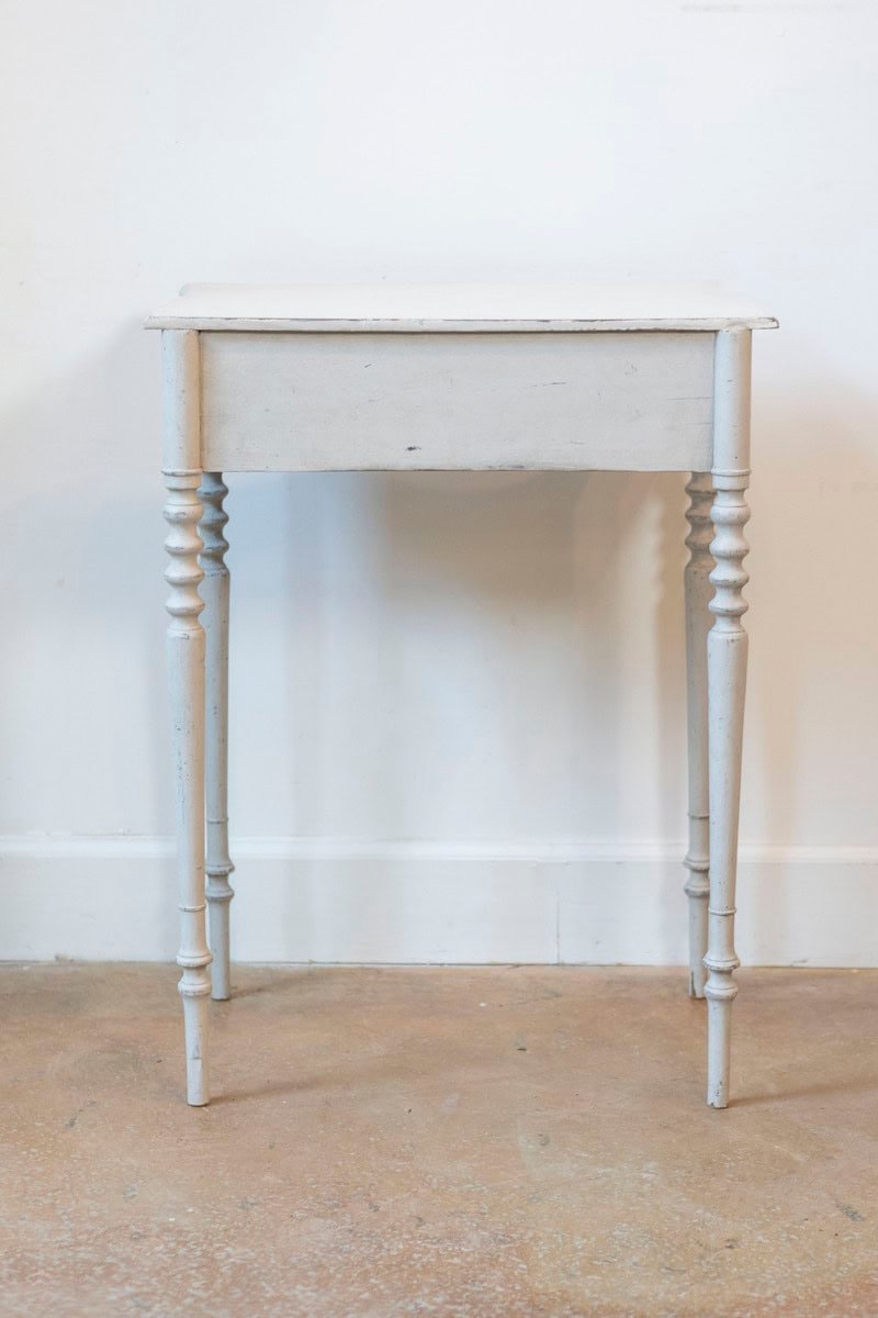 Swedish Painted Side Table with Single Drawer, Turned Legs and Serpentine Front - JAA