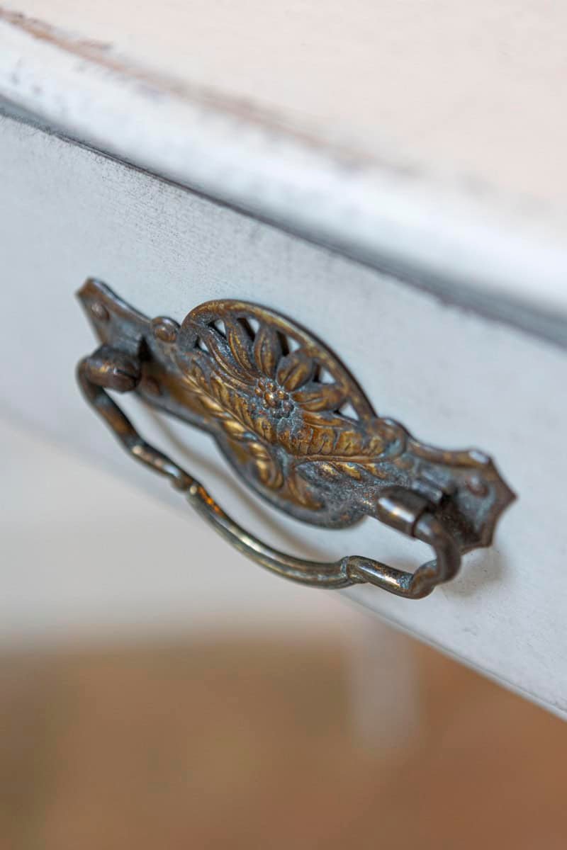 Swedish Painted Side Table with Single Drawer, Turned Legs and Serpentine Front - JAA