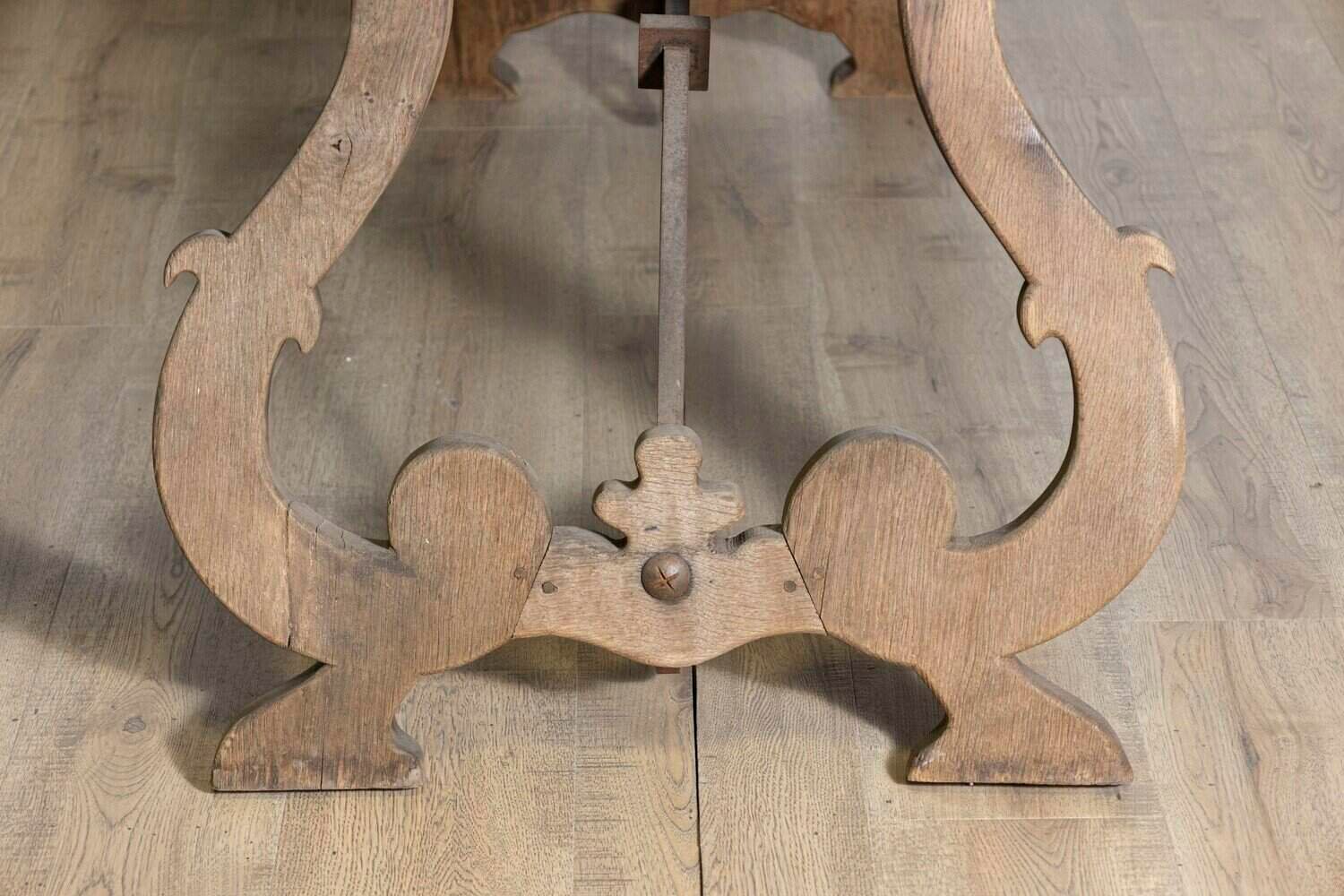 Spanish Baroque Style 1900s Bleached Oak Fratino Table with Carved Lyre Base - JAA