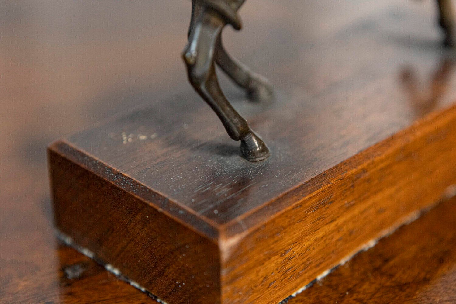 Italian Early 20th Century Bronze Horse Sculpture on Rectangular Wooden Base - JAA