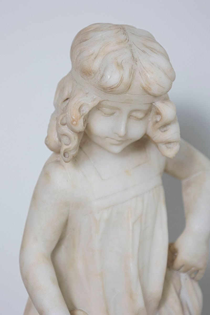 Italian 19th Century White Alabaster Sculpture of a Young Girl with Flowing Hair and Draped Dress - JAA