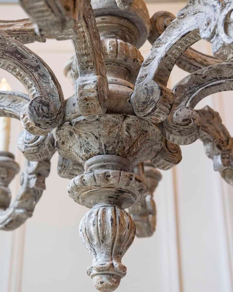 French 20th Century Carved and Painted Wood Twelve-Light Chandelier - JAA