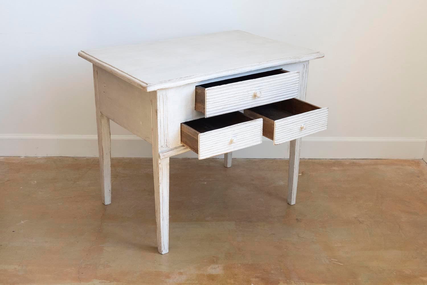 Swedish 1880s Gustavian Style Painted Side Table with Three Reeded Drawers - JAA