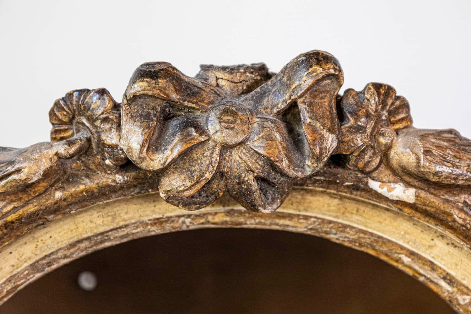 Petite 18th Century Venetian Painted Wood Rococo Vitrine with Carved Crest - JAA