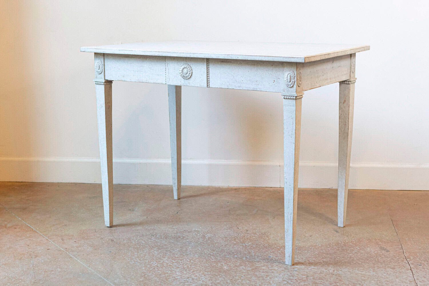 Swedish Gustavian Style 1880s Painted Wood Table with Carved Rosettes and Beads - JAA