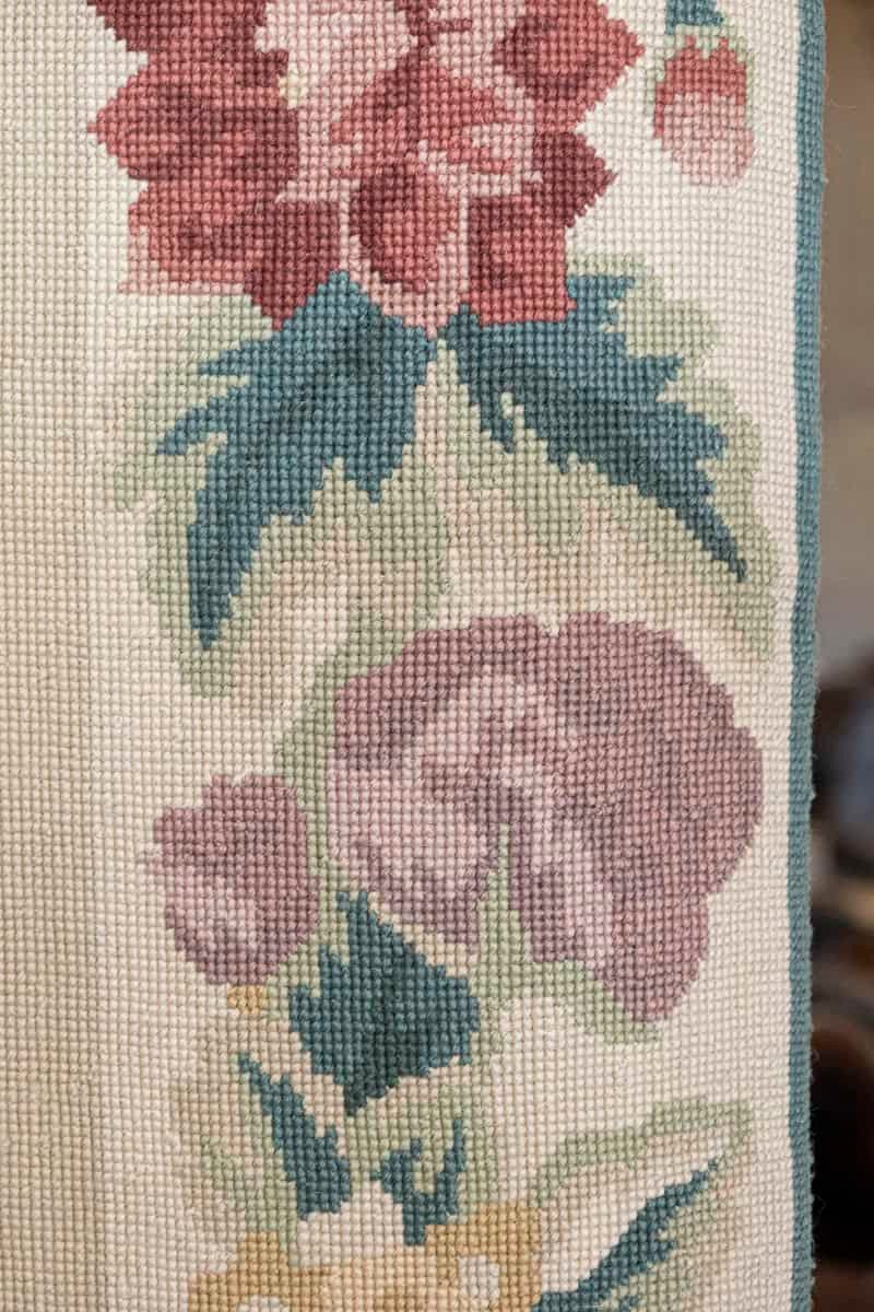 French 19th Century Aubusson Wall Tapestry with Pink and Cream Floral Décor - JAA