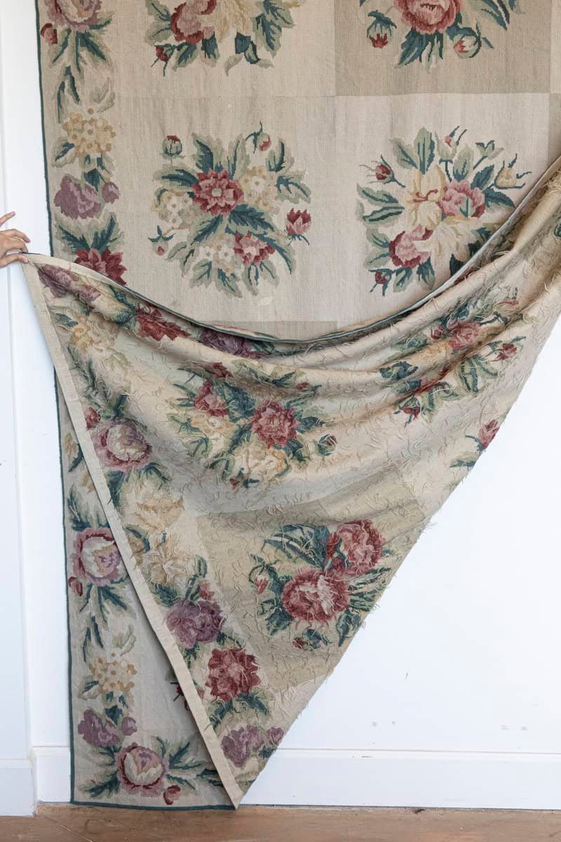 French 19th Century Aubusson Wall Tapestry with Pink and Cream Floral Décor - JAA