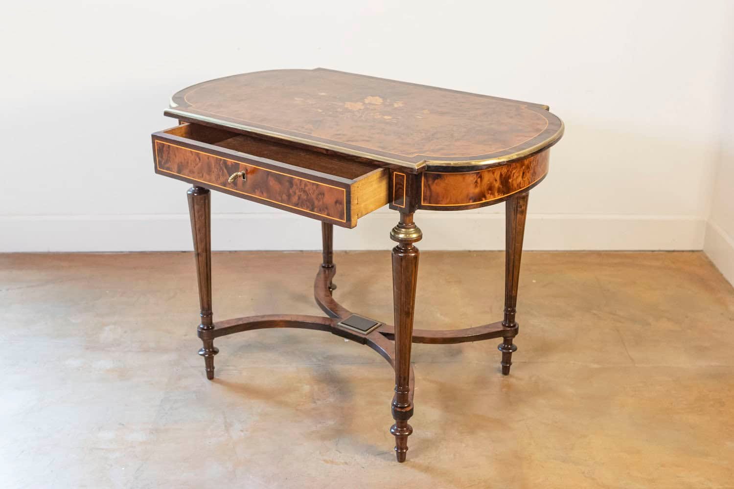 Italian 1890s Walnut, Mahogany and Brass Side Table with Floral Marquetry Décor - JAA