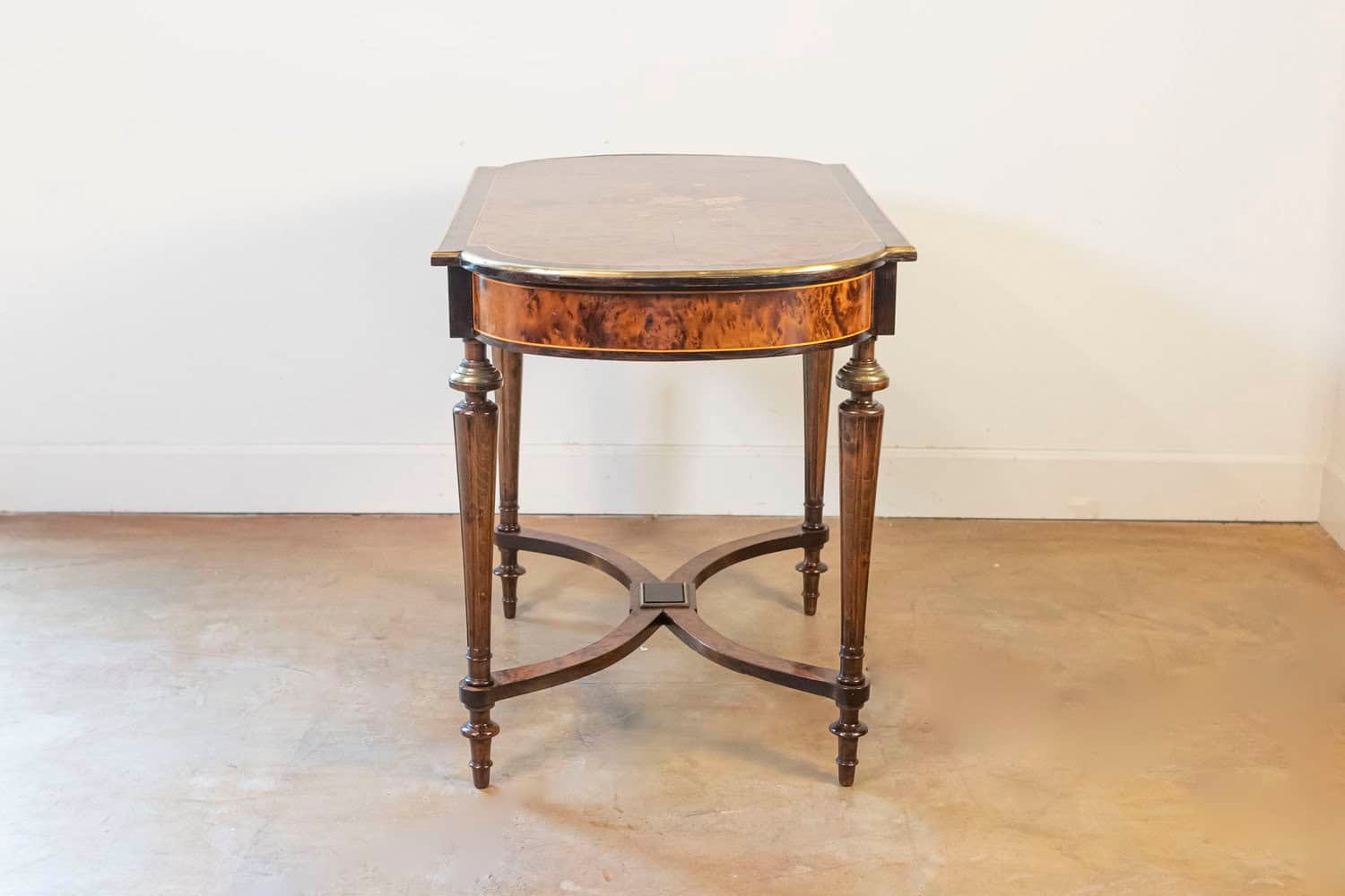 Italian 1890s Walnut, Mahogany and Brass Side Table with Floral Marquetry Décor - JAA