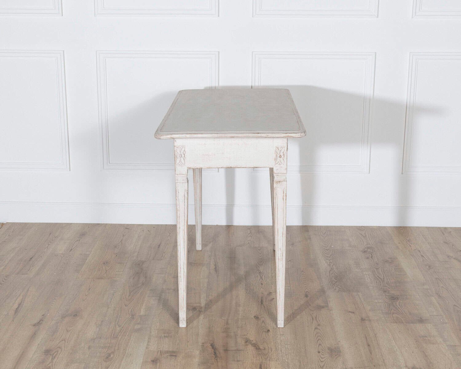 ON HOLD - Swedish Gustavian Painted Side Table, 19th Century - JAA