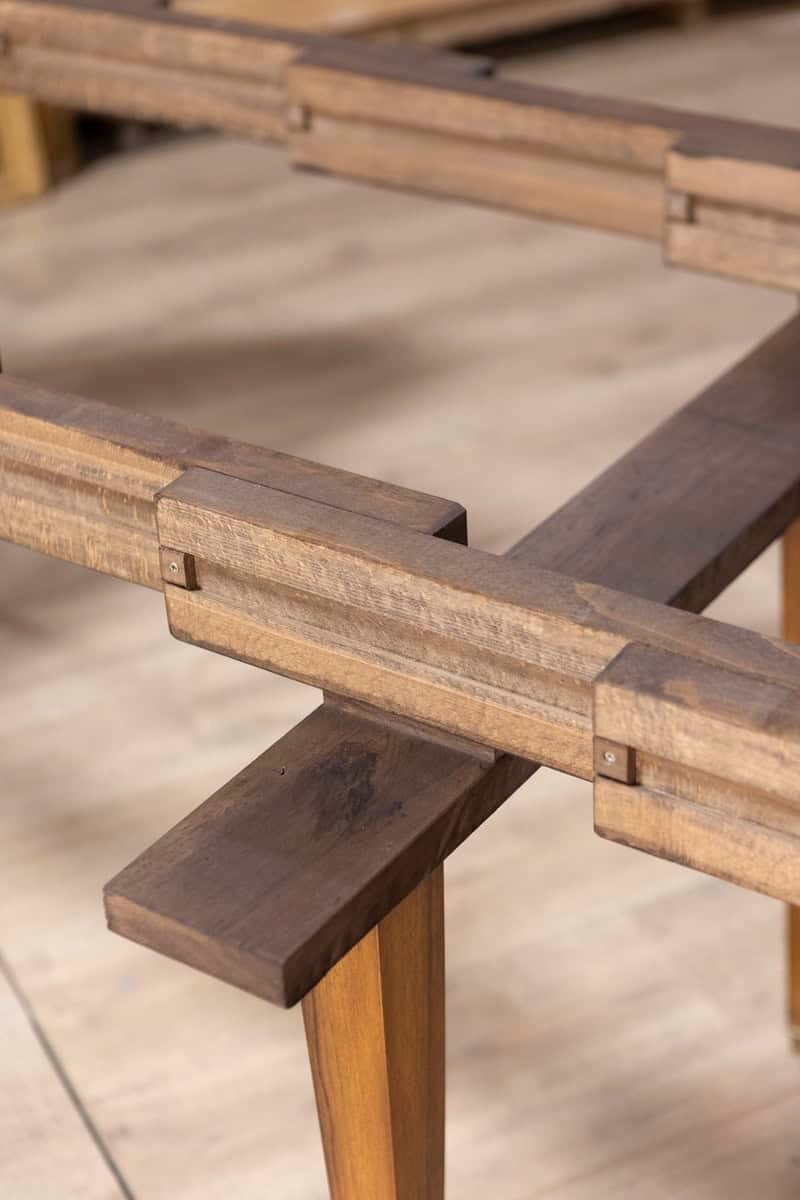 20th Century French Walnut Extension Dining Table With Five Leaves, Tapered Legs on Casters - JAA