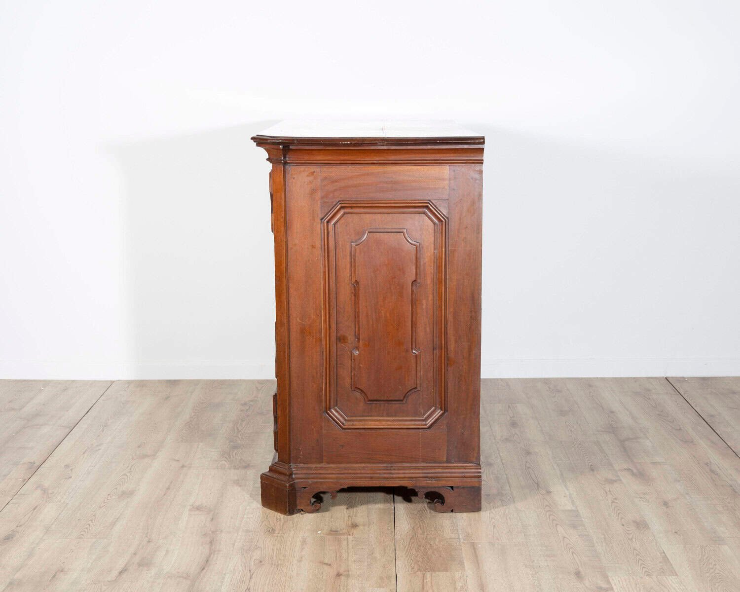 Late 17th Century, Lombard Louis XIV Walnut Canterano with Writing Cabinet - JAA