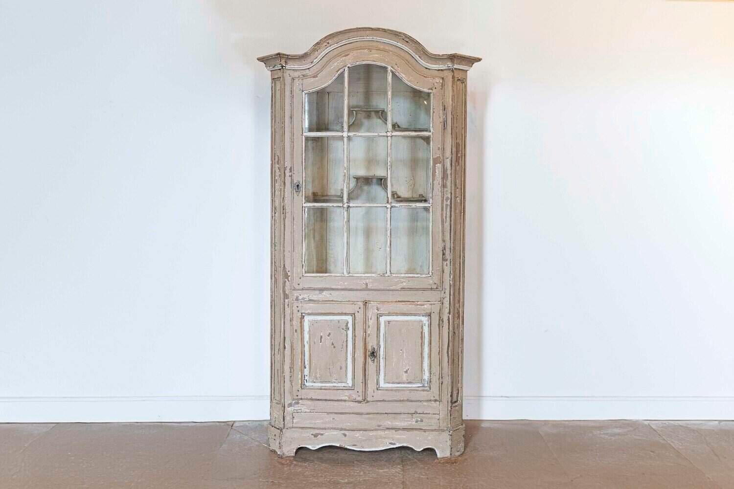 19th Century French Painted Vitrine Cabinet with Bonnet Top and Glass Door - JAA