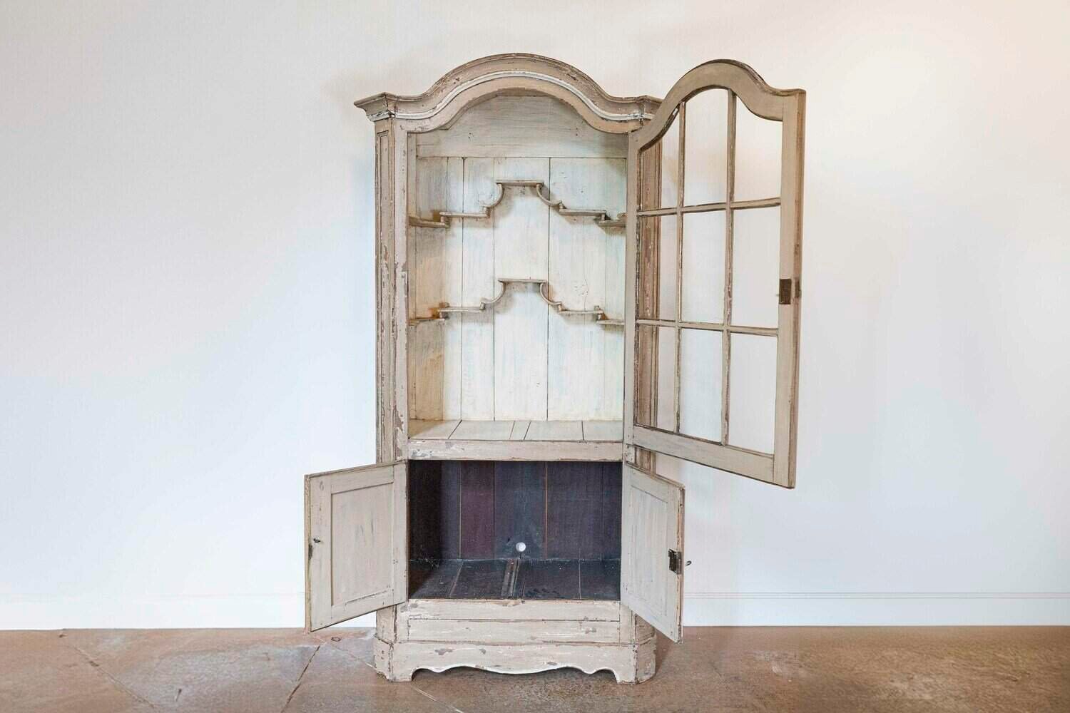 19th Century French Painted Vitrine Cabinet with Bonnet Top and Glass Door - JAA